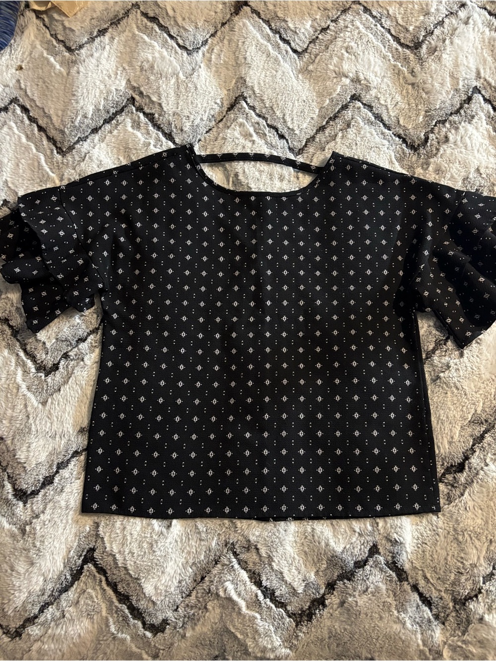 Black Short-Sleeve ruffle Patterned Women's Blouse
